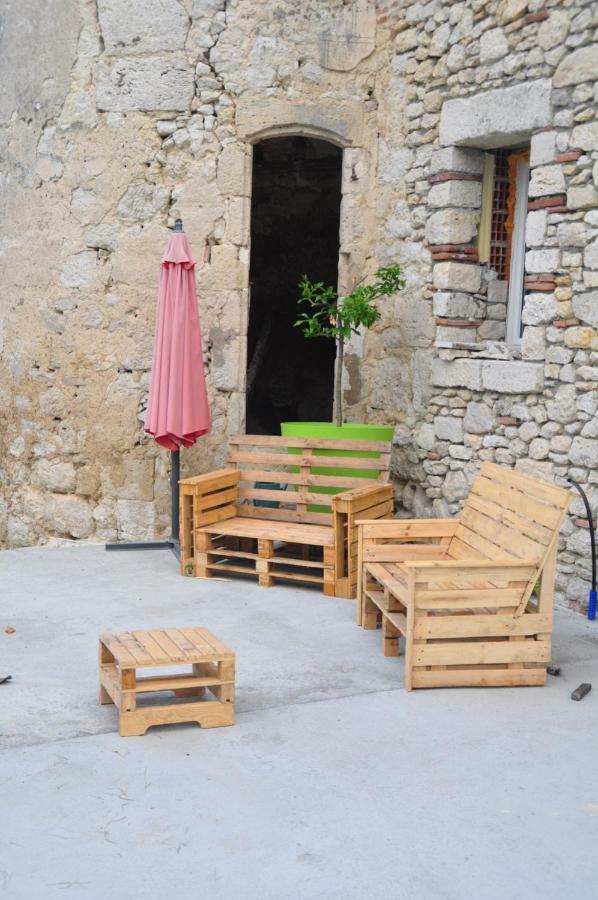 Loustalneou Bed & Breakfast Saint-Pierre-de-Clairac Bagian luar foto