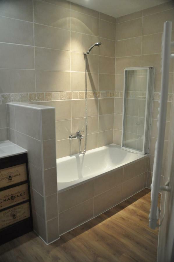 Loustalneou Bed & Breakfast Saint-Pierre-de-Clairac Bagian luar foto
