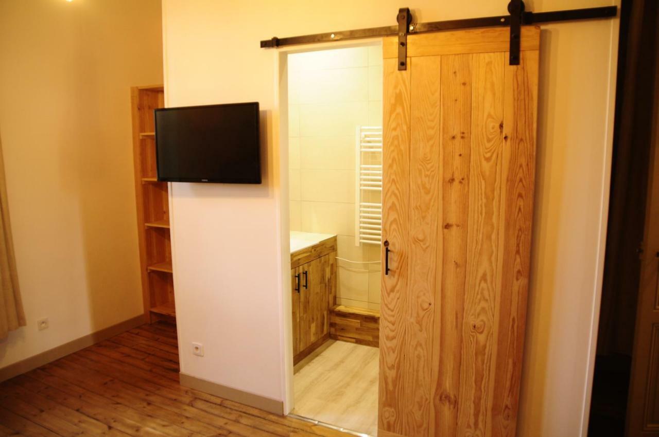 Loustalneou Bed & Breakfast Saint-Pierre-de-Clairac Bagian luar foto