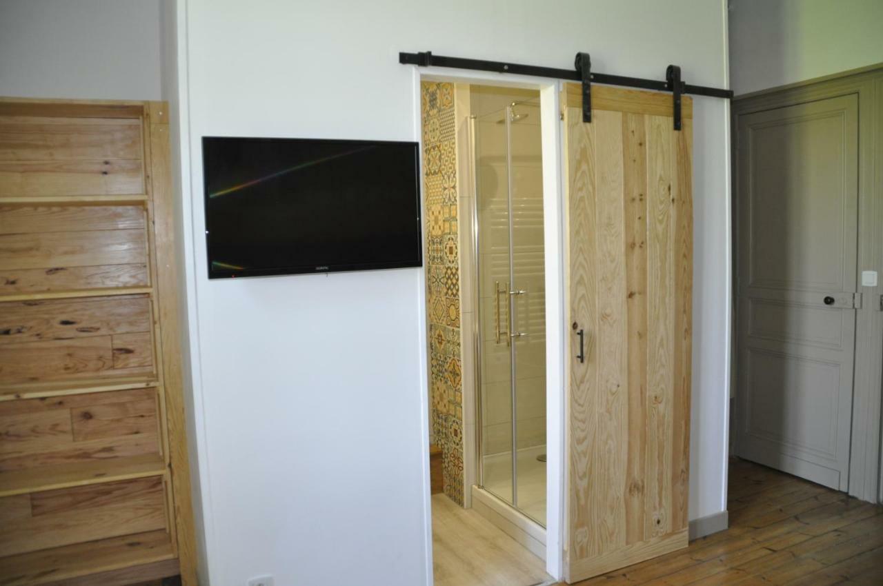 Loustalneou Bed & Breakfast Saint-Pierre-de-Clairac Bagian luar foto